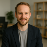 Headshot of Lukas Brandt